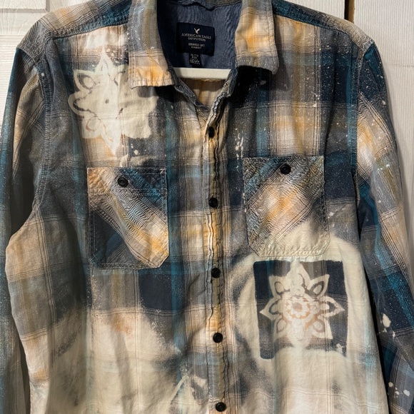 Handmade American Eagle Boho Upcycled Graphic Peace Bleached Flannel - Size XL - Picture 3 of 5